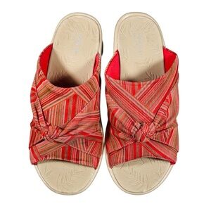 Bzees for Smile Life Stride Coral Multicolor Wedge Sandals NWOT Sz 8